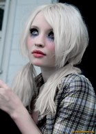 Emily Browning : emily_browning_1308745097.jpg