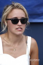 Emily Osment : emily-osment-1319216459.jpg