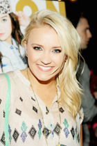 Emily Osment : emily-osment-1399772192.jpg