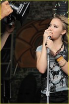 Emily Osment : emily_osment_1250980229.jpg