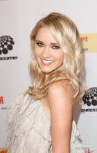 Emily Osment : emily_osment_1283031752.jpg