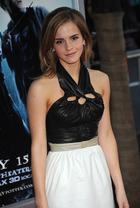 Emma Watson : emma-watson-1325547600.jpg