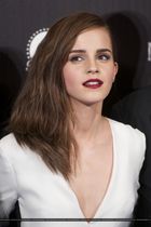 Emma Watson : emma-watson-1395244557.jpg