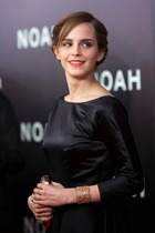 Emma Watson : emma-watson-1396142175.jpg