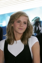 Emma Watson : emma_watson_1183930121.jpg