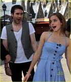 Emma Watson : emma_watson_1275101136.jpg