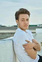 Ethan Cutkosky : ethan-cutkosky-1631579335.jpg