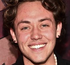 Ethan Cutkosky : ethan-cutkosky-1653038420.jpg