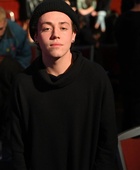 Ethan Cutkosky : ethan-cutkosky-1659495769.jpg