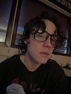 Ethan Cutkosky : ethan-cutkosky-1678748619.jpg