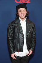 Ethan Cutkosky : ethan-cutkosky-1708274107.jpg