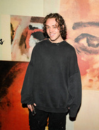 Ethan Cutkosky : ethan-cutkosky-1718792704.jpg