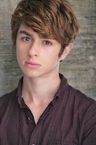 Ethan Harris-Riggs in General Pictures, Uploaded by: TeenActorFan