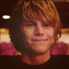 Evan Peters : evan-peters-1323576456.jpg