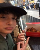 Finn Wolfhard : finn-wolfhard-1595883181.jpg