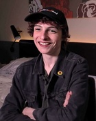 Finn Wolfhard : finn-wolfhard-1615136494.jpg