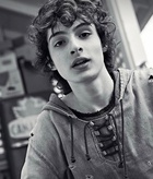 Finn Wolfhard : finn-wolfhard-1676311602.jpg