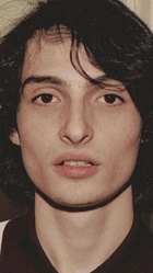 Finn Wolfhard : finn-wolfhard-1680451435.jpg