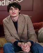 Finn Wolfhard : finn-wolfhard-1738027037.jpg