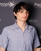 Finn Wolfhard : finn-wolfhard-1738789464.jpg