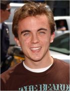 Frankie Muniz : TI4U_u1137381893.jpg