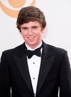 Freddie Highmore : freddie-highmore-1418064042.jpg