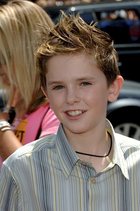 Freddie Highmore : freddie_highmore_1272920087.jpg