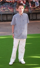 Freddie Highmore : ti4u_fh_83005g1.jpg