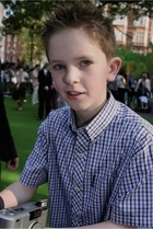 Freddie Highmore : ti4u_fh_83005g4.jpg