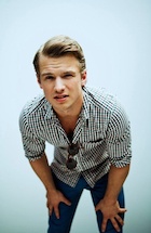 Freddie Stroma : freddie-stroma-1483470056.jpg