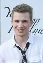 Freddie Stroma : freddiestroma_1260636937.jpg