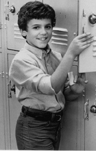 Fred Savage : TI4U_u1139880801.jpg