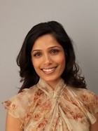 Freida Pinto : freida-pinto-1370210302.jpg