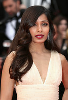 Freida Pinto : freida-pinto-1400686550.jpg