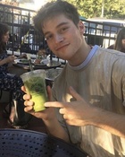 Froy : froy-1670095261.jpg