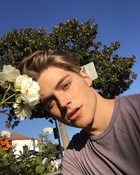 Froy : froy-1680044222.jpg