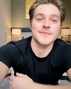 Froy : froy-1682829722.jpg