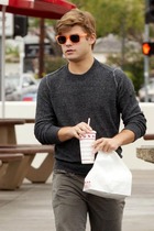 Garrett Clayton : garrett-clayton-1365011141.jpg