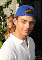 Garrett Clayton : garrett-clayton-1373679122.jpg