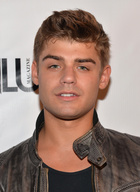 Garrett Clayton : garrett-clayton-1405342948.jpg