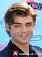 Garrett Clayton : garrett-clayton-1409844764.jpg