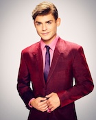 Garrett Clayton : garrett-clayton-1480631401.jpg