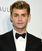 Garrett Clayton : garrett-clayton-1488266641.jpg