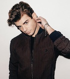 Garrett Clayton : garrett-clayton-1506484441.jpg