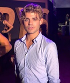 Garrett Clayton : garrett-clayton-1532756701.jpg