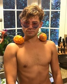 Garrett Clayton : garrett-clayton-1533002402.jpg