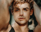 Garrett Clayton : garrett-clayton-1541808001.jpg