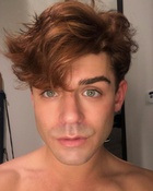 Garrett Clayton : garrett-clayton-1544136481.jpg