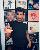 Garrett Clayton : garrett-clayton-1583893262.jpg