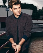 Garrett Clayton : garrett-clayton-1627298102.jpg